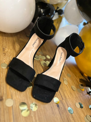 Talk Of The Town Black Heels-Tracy Zelenuk-Shop Anchored Bliss Women's Boutique Clothing Store