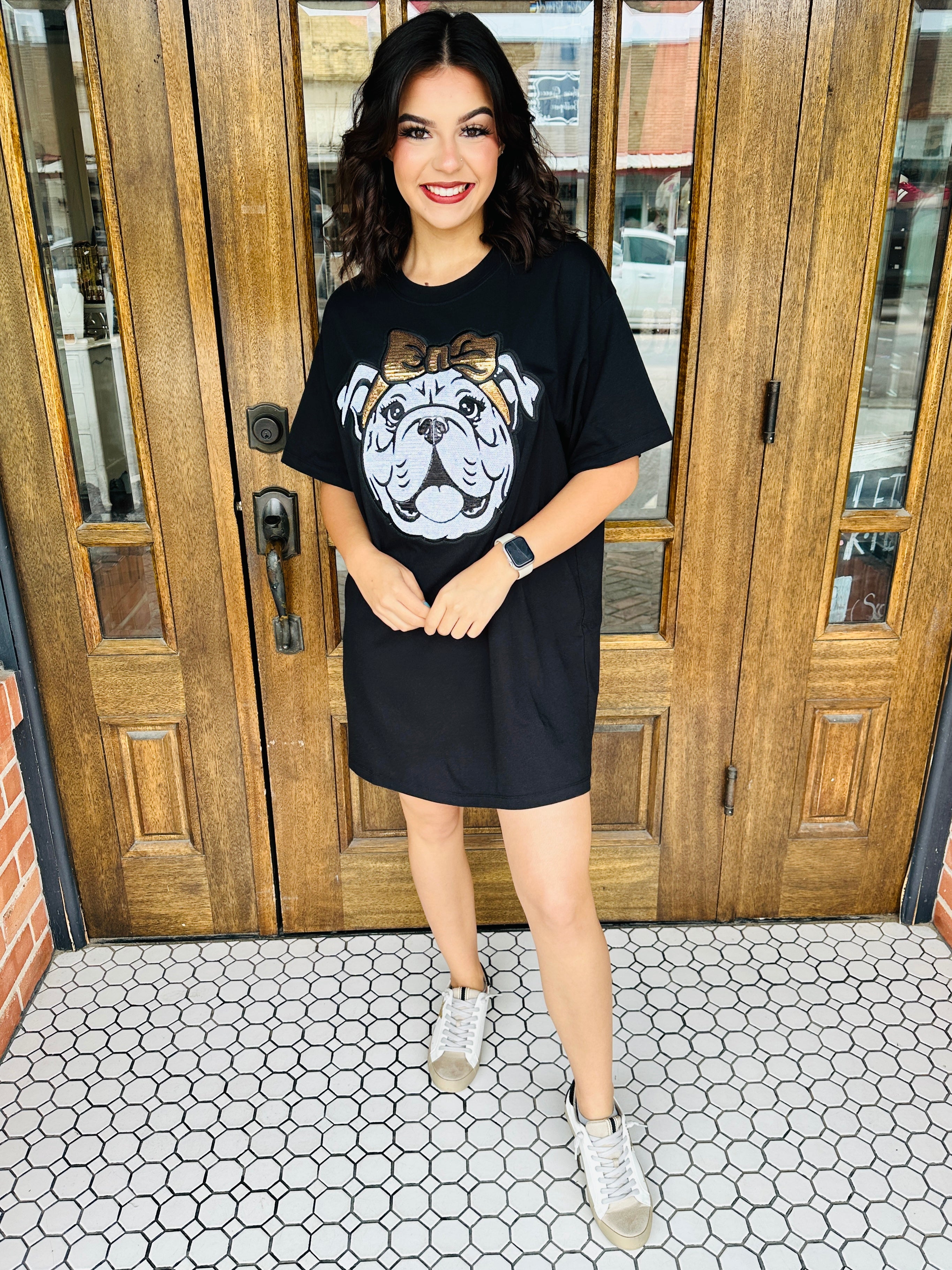 green emerald velvet dress Just Be Reelle Not Perfect T-Shirt Dress Puff Print Black/Neon Yellow –  Reelle Chics main image 0